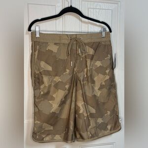 Lands' End Camouflage Swim  shorts Size Medium